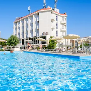 family-hotel-marina-beach.emilia-romagnahotels.net/