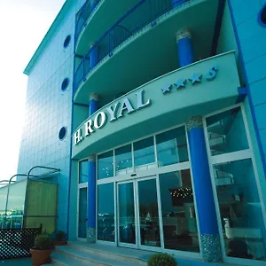 royal.emilia-romagnahotels.net/