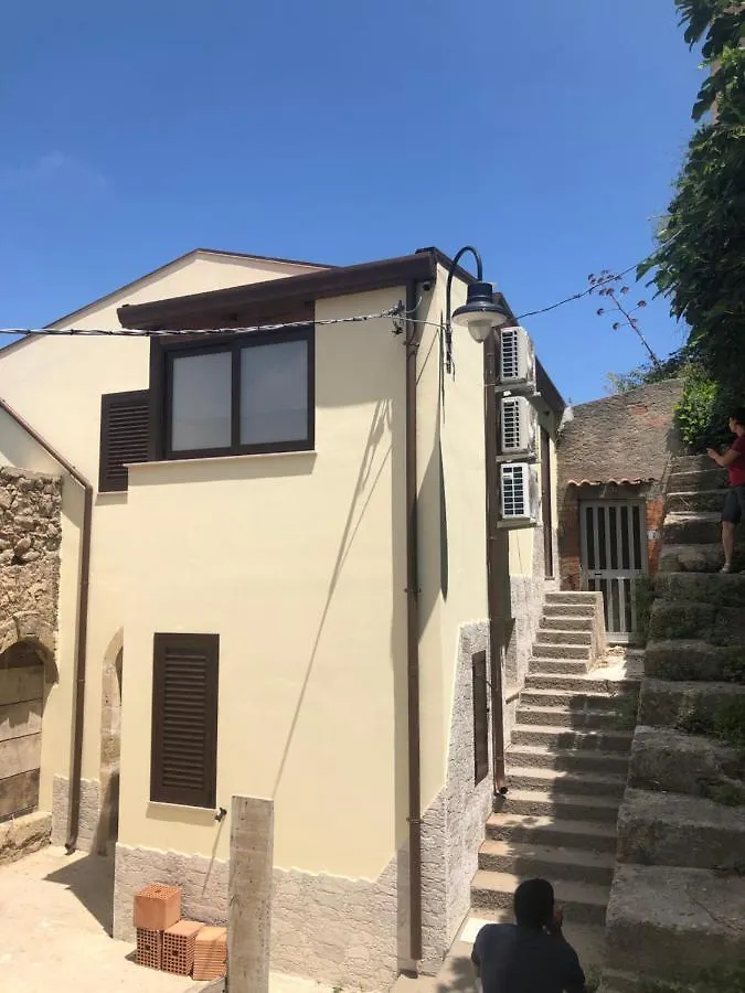 Residence Fra' Michele Monforte San Giorgio